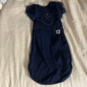 Nested bean Zen One™ Classic sleepsuit navy blue size 3-6 months. GUC.